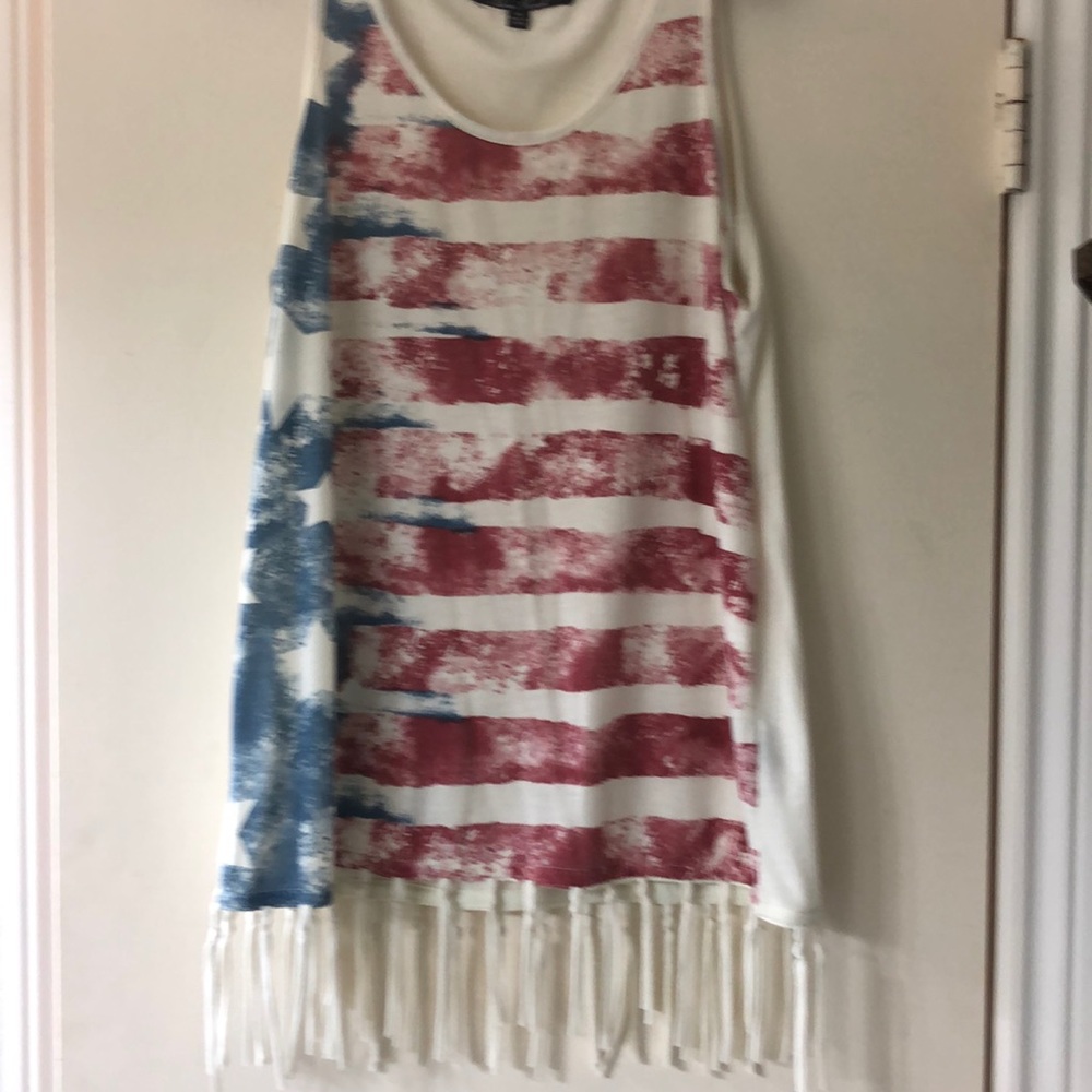 Size medium American flag shirt